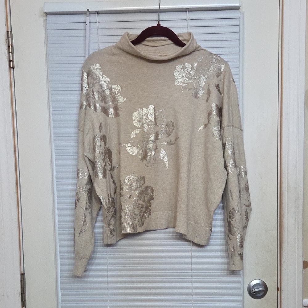 Cupio Tan Floral Women's Turtleneck Sweater